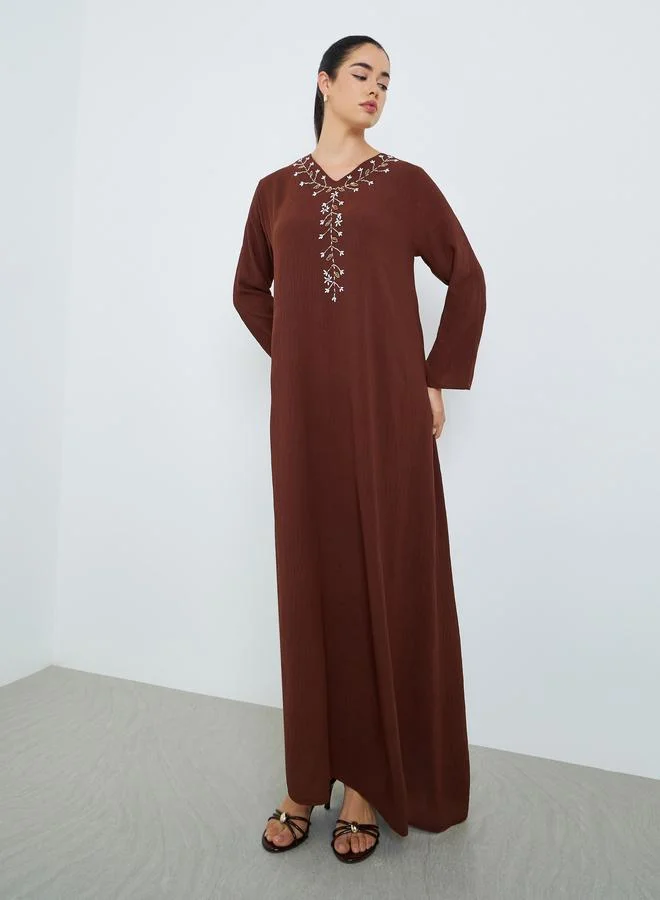 أميرة جلابية مطرزة بحافة واسعة للنساء